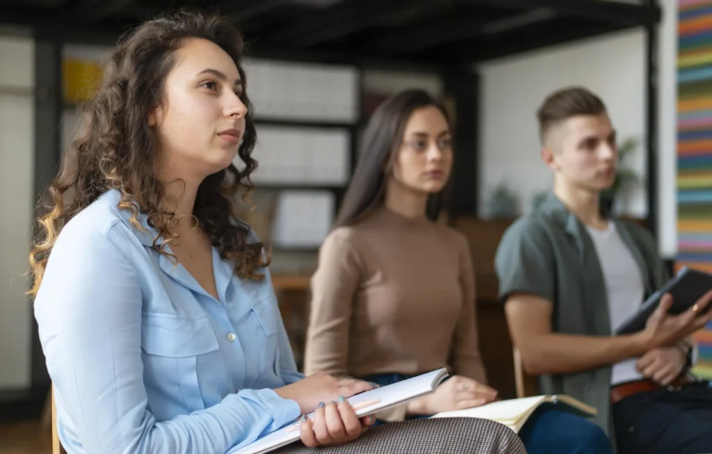 Formación en empresas y espacios educativos